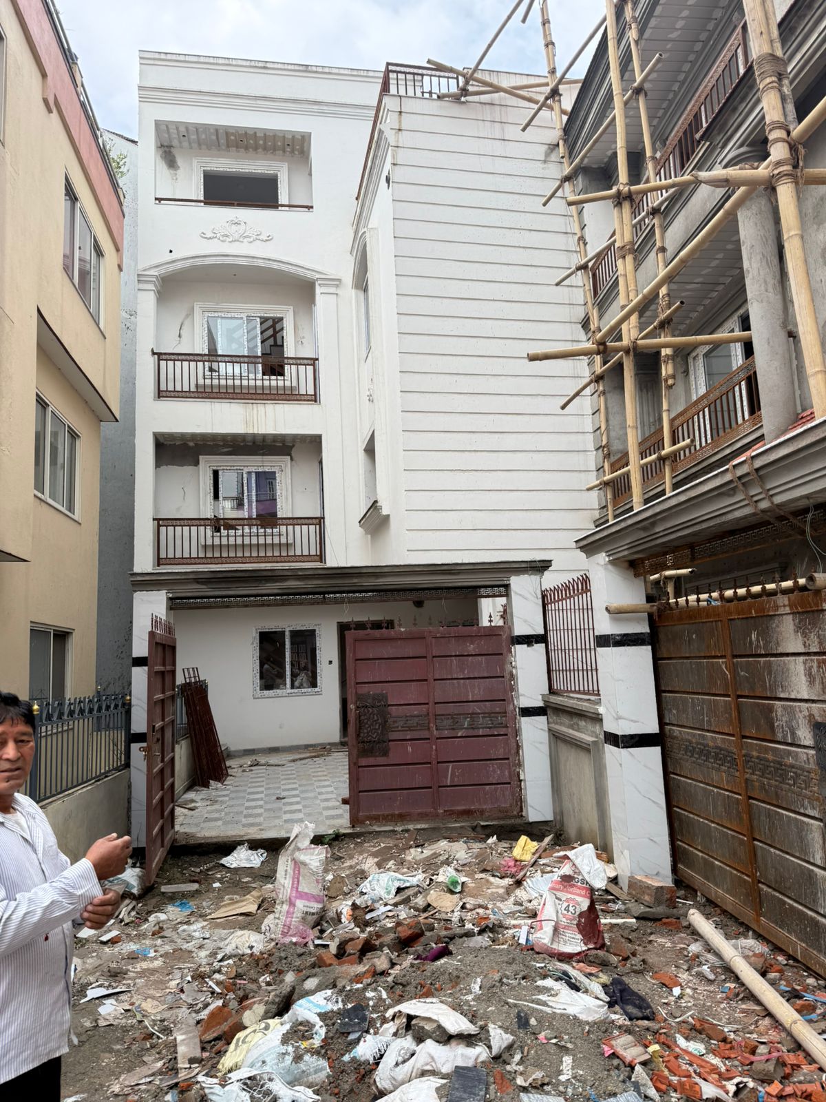 Properties Ratnaraj construction image